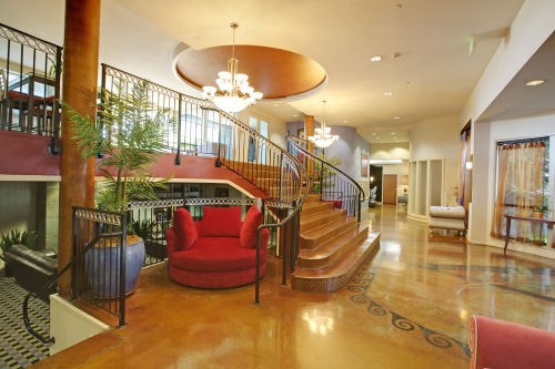 Grand foyer - Welcome to the Athena!
