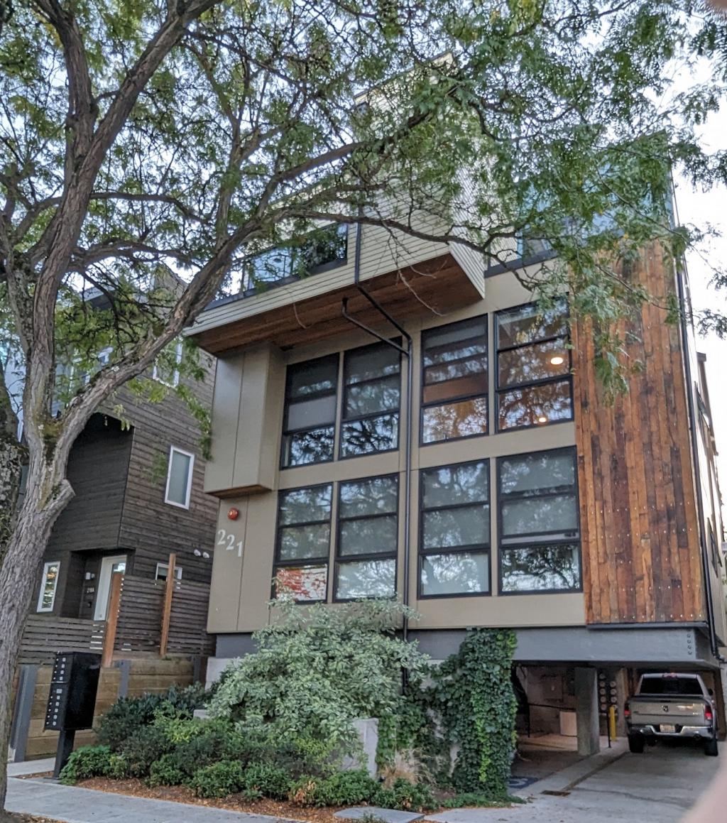 Dakotan Apartments