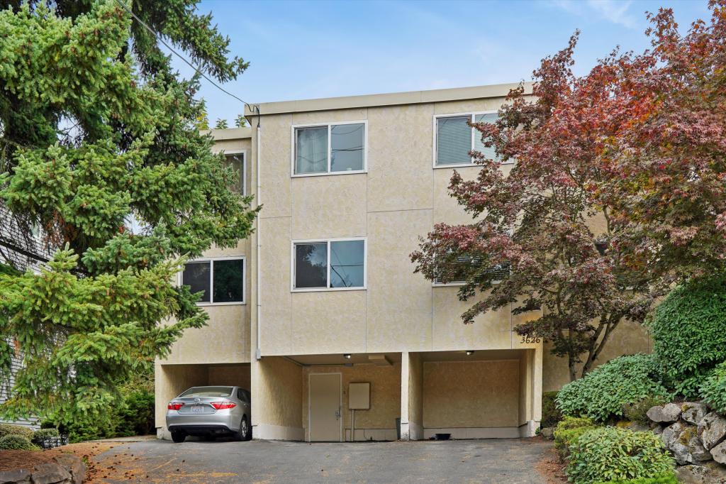 3626 14th Ave W #202